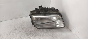 Audi A4 S4 B5 8D Lampa przednia 8D0941004C