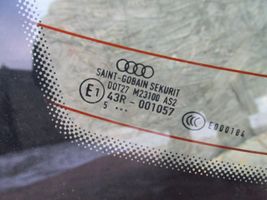 Audi A4 S4 B5 8D Aizmugurējais stikls 