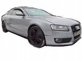 Audi A5 8T 8F Priekinis tiltas 