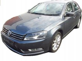 Volkswagen PASSAT B7 Garniture de marche-pieds arrière 