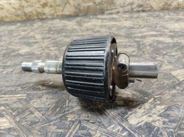 Jaguar XJS Steering wheel axle 