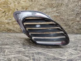 Porsche Boxster 986 Grill / Wlot powietrza błotnika przedniego 98650456100