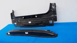 Audi A3 8Y Traversa di supporto paraurti posteriore 8Y4813331