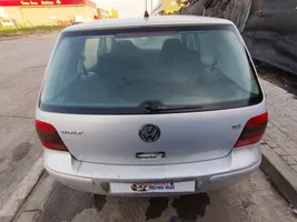 Volkswagen Golf SportWagen Takaluukun/tavaratilan kansi 