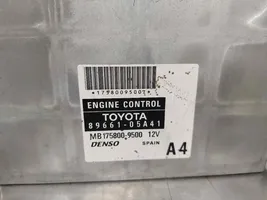 Toyota Avensis T250 Calculateur moteur ECU 8966105A41