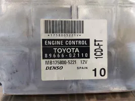 Toyota Corolla E110 Unidad de control/módulo del motor 8966602110