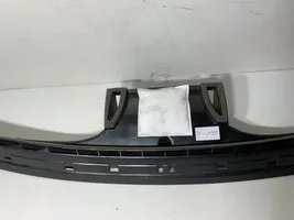 BMW X5 F15 Kojelaudan tuuletussuuttimen suojalista 9279302