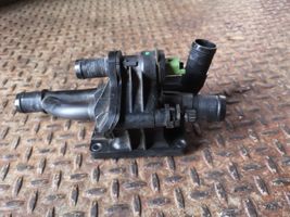 Ford Focus Boîtier de thermostat / thermostat 9670253780