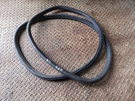 Opel Mokka X Rear door rubber seal (on body) 