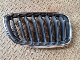 BMW 2 F22 F23 Grille calandre supérieure de pare-chocs avant 7295524