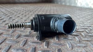 BMW 5 G30 G31 Valvola di controllo dell’olio 8652738