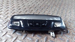 BMW 5 G30 G31 Illuminazione sedili posteriori 6848614