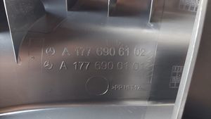 Mercedes-Benz A W177 Šoninė apdaila prie galinės sėdynės (apačia) A1776906102