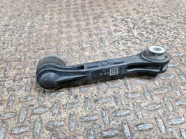 BMW 5 G30 G31 Galinė stabilizatoriaus traukė 6861482