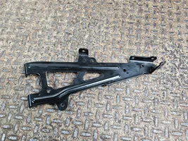 BMW 5 G30 G31 Kita variklio skyriaus detalė 8602078