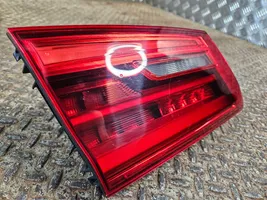 BMW 5 G30 G31 Lampy tylnej klapy bagażnika 630341