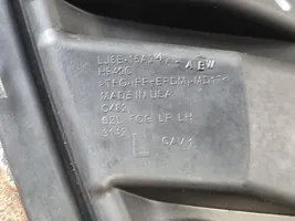 Ford Escape IV Grille antibrouillard avant LJ6B15A246