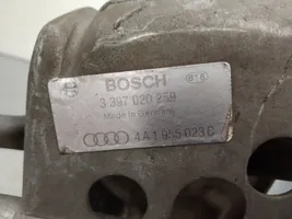 Audi A6 S6 C4 4A Tringlerie et moteur d'essuie-glace avant 4A1955023C