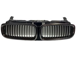 BMW 7 E65 E66 Front bumper upper radiator grill 7037727