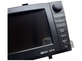 Toyota Avensis T270 Radija/ CD/DVD grotuvas/ navigacija 8612020A80