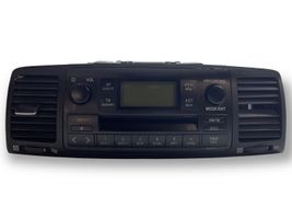 Toyota Corolla E120 E130 Panel / Radioodtwarzacz CD/DVD/GPS 8612002260