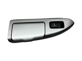 Toyota Land Cruiser (J120) Moldura del interruptor de la ventana de la puerta derecha 7427260150