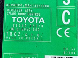 Toyota Avensis T270 Centralina/modulo portiere 8974005070