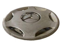 Mercedes-Benz C W202 Mozzo/copricerchi/borchia della ruota R15 2024010024