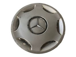 Mercedes-Benz C W202 Mozzo/copricerchi/borchia della ruota R15 2024010024