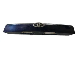 Toyota RAV 4 (XA30) Listwa oświetlenie tylnej tablicy rejestracyjnej 7680142070