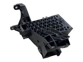 Mercedes-Benz S W223 Support de montage de pare-chocs avant A2236205800