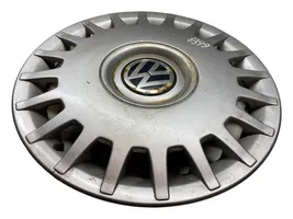 Volkswagen Golf IV R15 wheel hub/cap/trim 1J0601147H