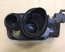 BMW X3 F25 Отделка вокруг крышки топливного бака 51177213036