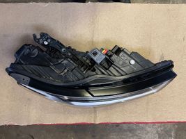 Audi A6 S6 C7 4G Lampa przednia 4G0941036