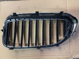 BMW 5 G30 G31 Grille de calandre avant 51137383520