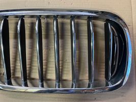 BMW 5 G30 G31 Grille de calandre avant 51137383520