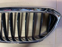 BMW 5 G30 G31 Grille de calandre avant 51137383519