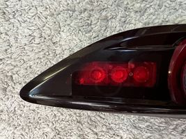 Mazda 3 Lampy tylnej klapy bagażnika BGLB513G0