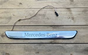 Mercedes-Benz C AMG W205 Priekinio slenksčio apdaila (vidinė) A2056800735