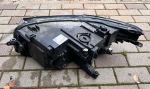 Volkswagen Tiguan Lampa przednia 5NB941036G