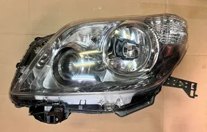 Toyota Land Cruiser (J150) Lampa przednia 8117060D80