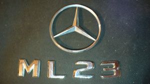 Mercedes-Benz ML W164 Logo, emblème, badge 