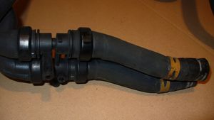 Renault Master II Durite de refroidissement tube 