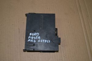 Ford Fiesta Boîte à fusibles 5607000690