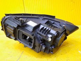 Mercedes-Benz B W247 Lampa przednia A2479061405