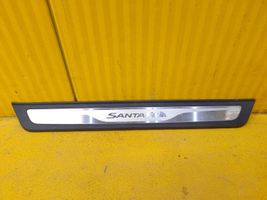 Hyundai Santa Fe Rivestimento vano piedi laterale 858842W500585742W50085888