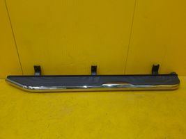 Mercedes-Benz W470 Rivestimento anteriore minigonna laterale A4708500100