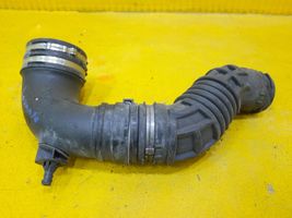 Maserati Levante Turboahtimen ilmanoton letku 670101260