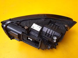 Mercedes-Benz B W247 Faro delantero/faro principal A2479061605