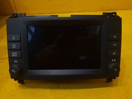 Mercedes-Benz Vito Viano W447 Radion/GPS-laitteen pääyksikön kehys A4479005517